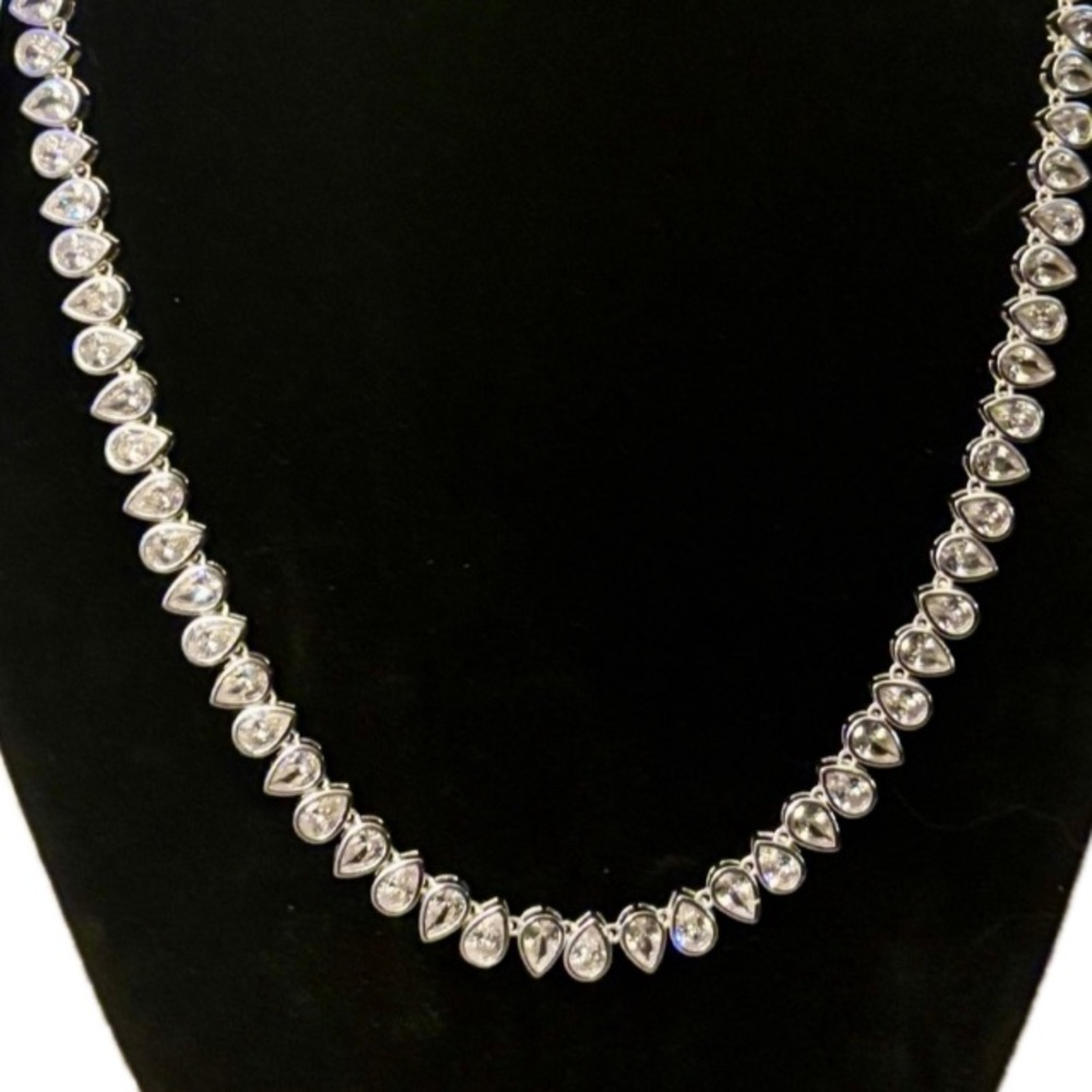 NWT ⚜️💎⚜️ Camila Coelho Gorgeous Teardrop Cubic Zirconia Chocker Necklace - Picture 5 of 8